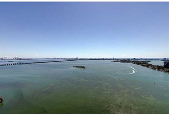 For sale in QUANTUM ON THE BAY