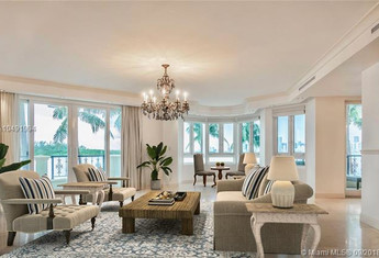 For sale in BAYSIDE VILLAGE CONDO