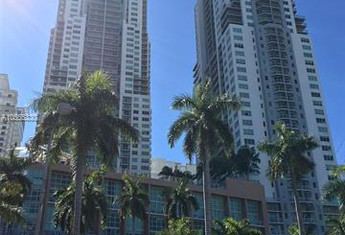 For sale in VIZCAYNE SOUTH