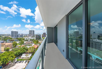 For sale in PARAISO BAYVIEWS CONDO