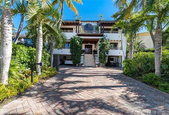 For sale in TROPICAL ISLE HOMES SUB 4