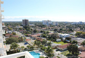 For sale in THE ASTON CONDO