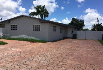 For sale in SWEETWATER GROVES .14 AC