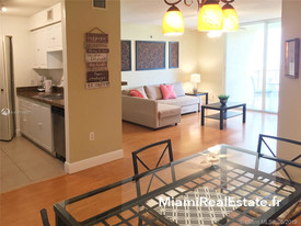 THE YACHT CLUB AT AVENTUR