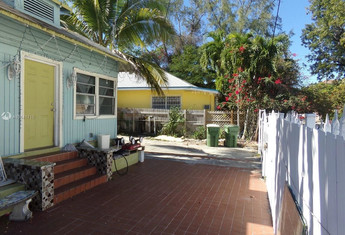 For sale in CITY OF MIAMI SOUTH