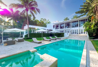 For sale in PALM ISLAND