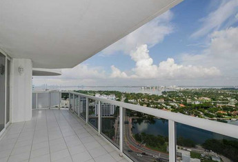 For sale in LA GORCE PALACE CONDO DES