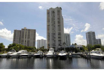 For sale in TURNBERRY MARINA TOWER