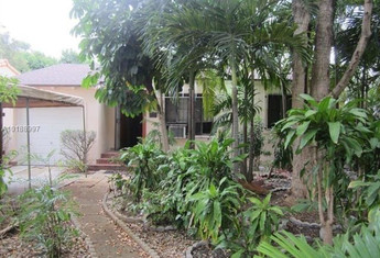 For sale in BRICKELL HAMMOCK UNIT 01