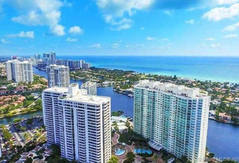 For sale in HAMPTONS WEST CONDO